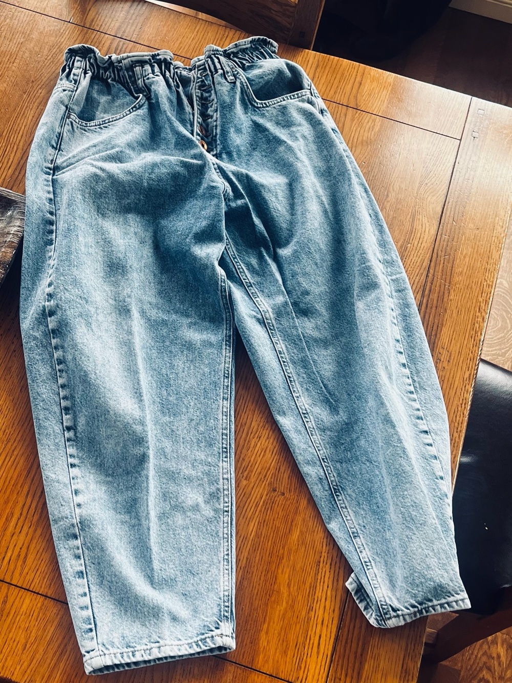 United Colors Of Benetton Light Blue High-Waist Jeans
